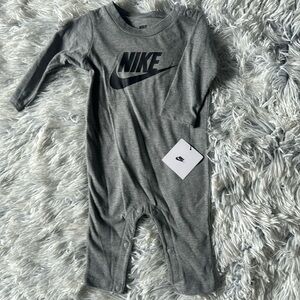 Nike | One Piece | 6 Month